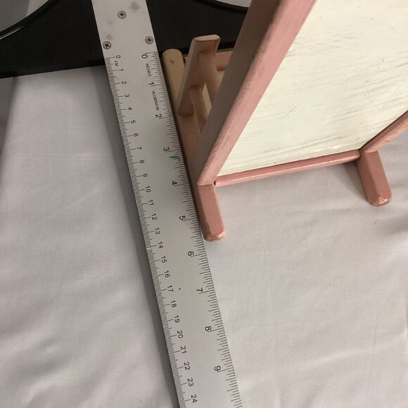 Vintage-style Ginny 8" Doll Bed – Likely 1980s–1990s – Pink & Cream - Picture 6 of 8